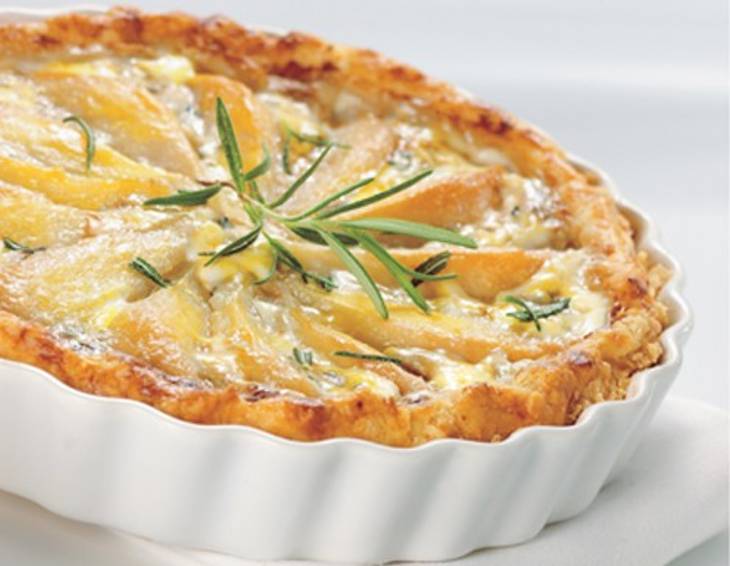 Birnen-Tartelettes mit Blauschimmelkäse und Rosmarin Birnen-Tartelettes mit Blauschimmelkäse und Rosmarin