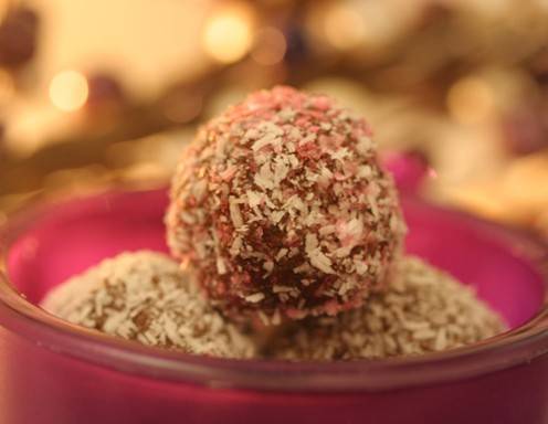 Rumkugeln mit Kristallflocken Rumkugeln mit Kristallflocken