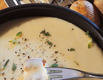 Camembert-Kartoffel-Fondue Camembert-Kartoffel-Fondue