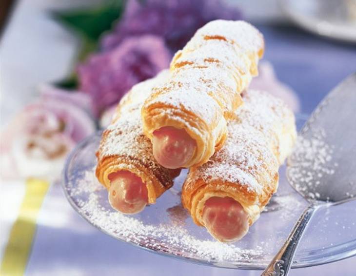 Schaumrollen mit Lebkuchenfüllung