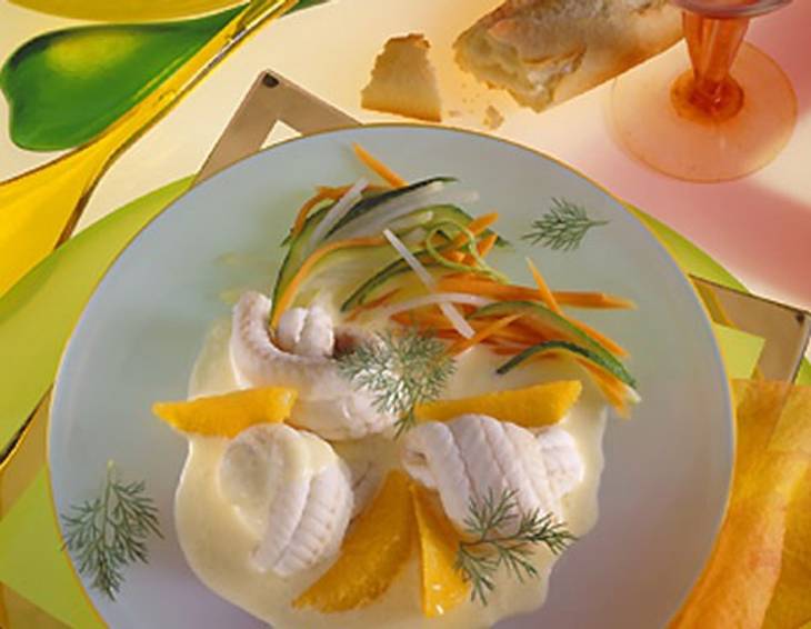 Seezungenröllchen in Orangen-Brunch-Sauce Seezungenröllchen in Orangen-Brunch-Sauce