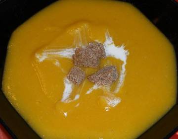 Sellerie-Kartoffel-Suppe Sellerie-Kartoffel-Suppe