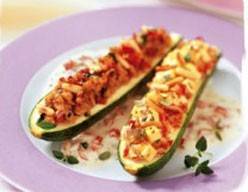 Zucchini mit zweierlei Füllung Rezept - ichkoche.de
