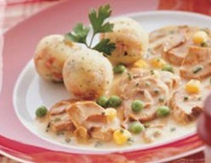 Hühner-Geschnetzeltes mit Champignons Hühner-Geschnetzeltes mit Champignons