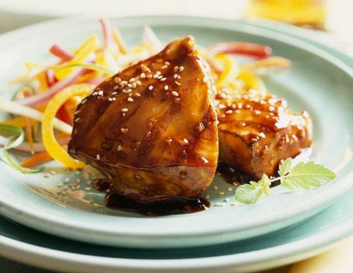 Reinankenfilet in Sesamkruste auf Gemüseragout mit Joghurt Rezept ... Reinankenfilet in Sesamkruste auf Gemüseragout mit Joghurt Rezept ...