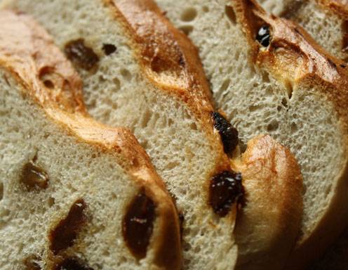 Striezel mit Nussfüllung Rezept - ichkoche.at