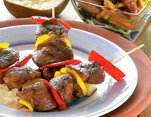 Straußen-Satey mit Erdnuss-Sauce Rezept - ichkoche.at