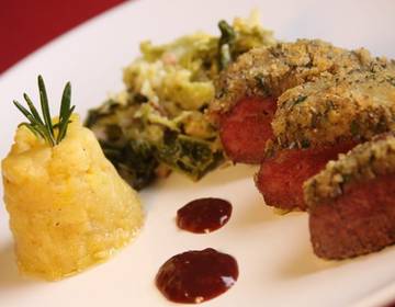 Hasenfilet mit Kräuterkruste Hasenfilet mit Kräuterkruste