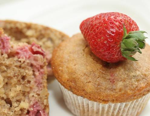 Erdbeer-Muffins Rezept - ichkoche.de Erdbeer-Muffins Rezept - ichkoche.de