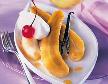 Gebratene Bananen mit Vanilleschlagobers Gebratene Bananen mit Vanilleschlagobers
