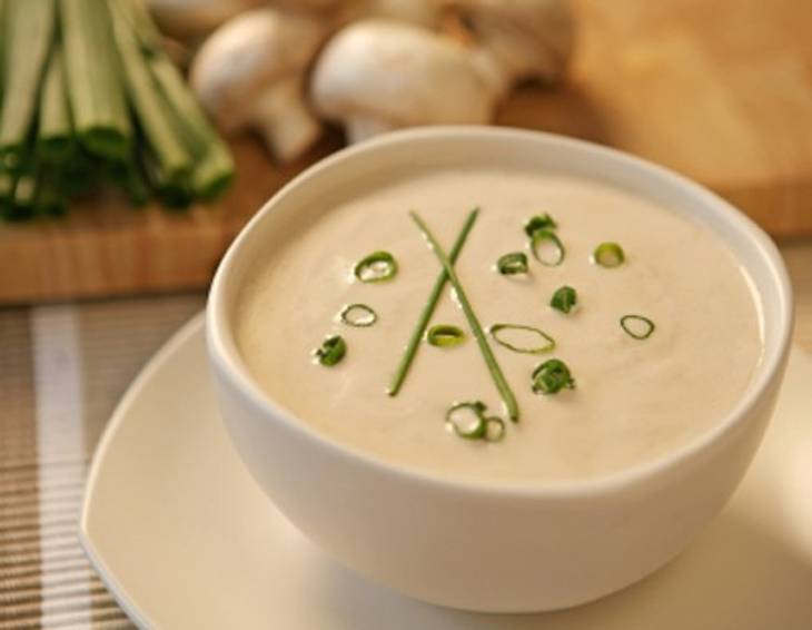 Pilzcremesuppe aus Mischpulver Pilzcremesuppe aus Mischpulver