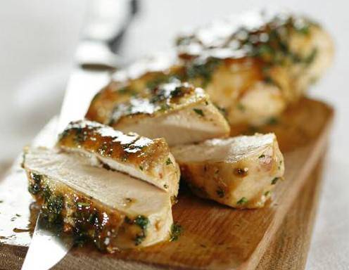 Gegrillte Hühnerbrüste in Kräutermarinade Rezept - ichkoche.de