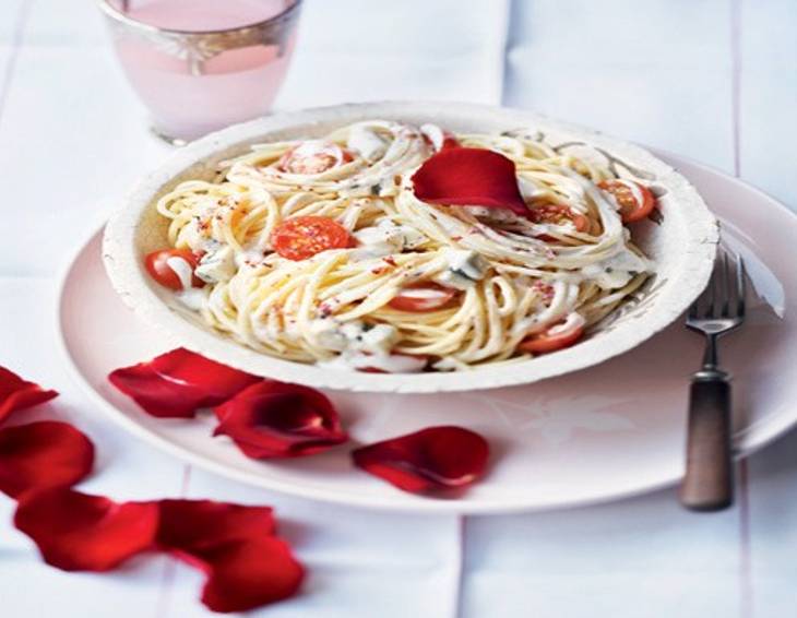 Spaghetti mit "Alles Liebe" gewürzt