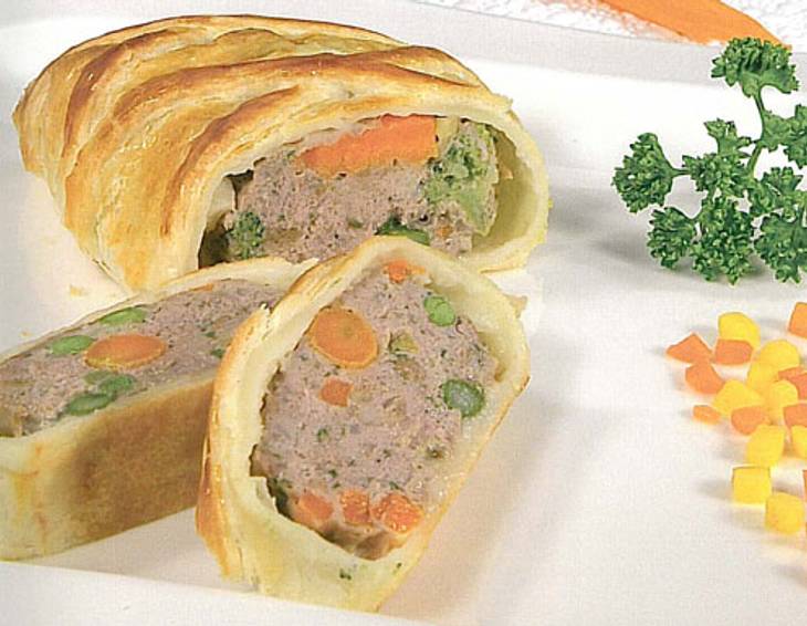 Fleisch Gemüse Strudel