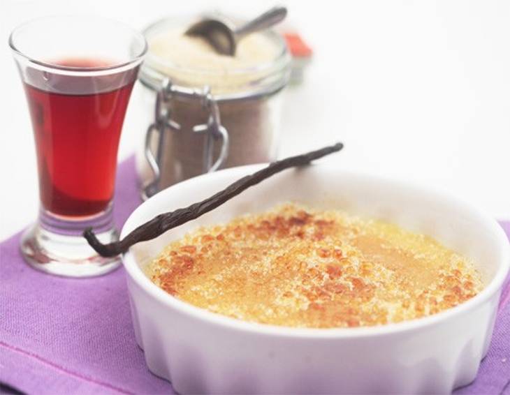 Crème brûlée mit Glühwein Crème brûlée mit Glühwein