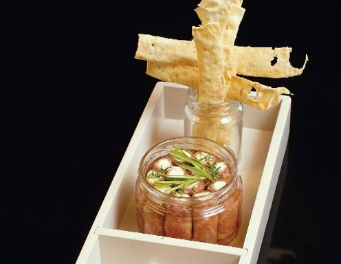 Schinkenröllchen mit Krengervais im Glas