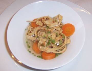 Dinkel-Frittatensuppe Dinkel-Frittatensuppe