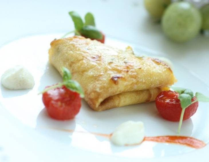 Crêpes mit Philadelphia-Paradeiser-Füllung Crêpes mit Philadelphia-Paradeiser-Füllung