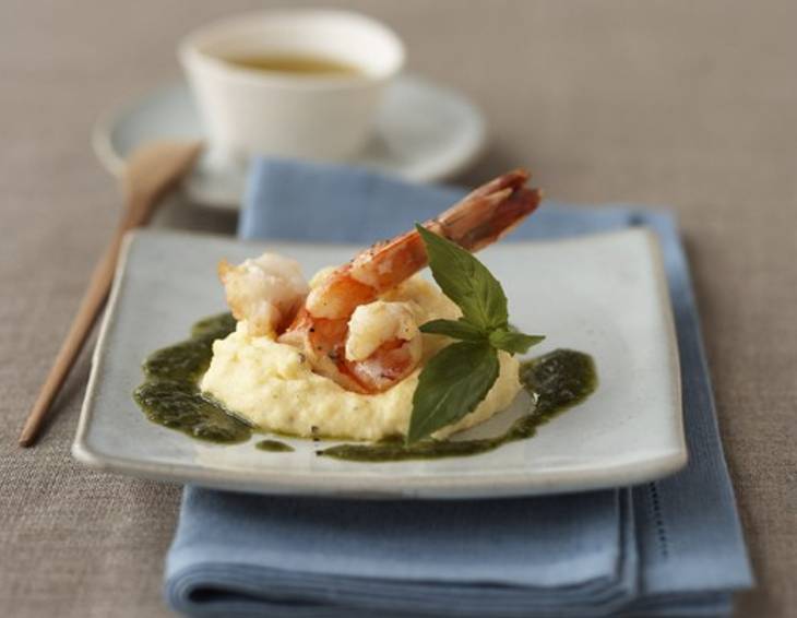 Gebratene Garnele auf Käse-Polenta