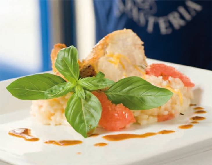 Grapefruitrisotto mit gebratenen Perlhuhnbrüstchen Grapefruitrisotto mit gebratenen Perlhuhnbrüstchen