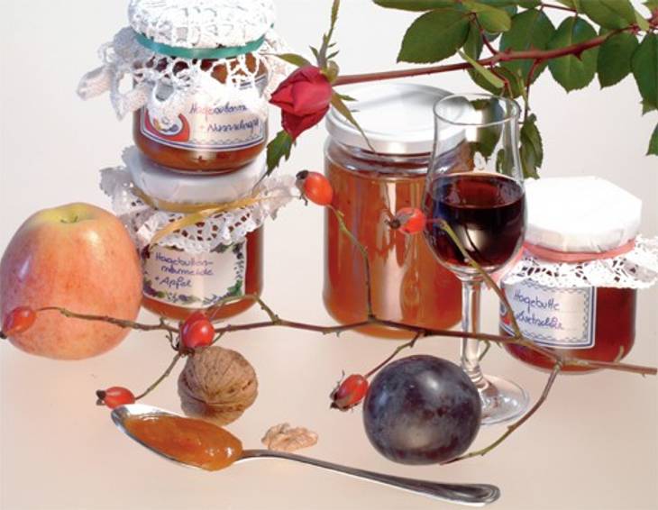 Hagebutten-Apfel-Marmelade Hagebutten-Apfel-Marmelade