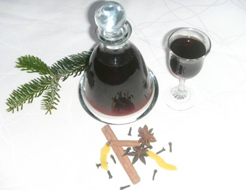 Roter Glühweinlikör Roter Glühweinlikör