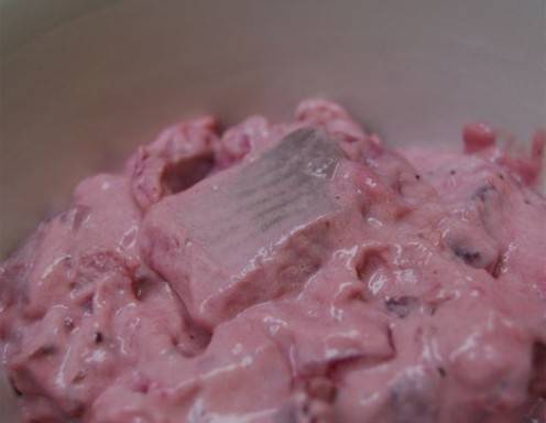 Heringssalat mit Preiselbeeren Rezept - ichkoche.de Heringssalat mit Preiselbeeren Rezept - ichkoche.de