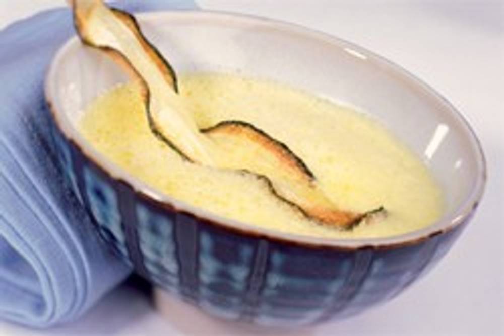 Gelbe Zucchinicremesuppe Gelbe Zucchinicremesuppe