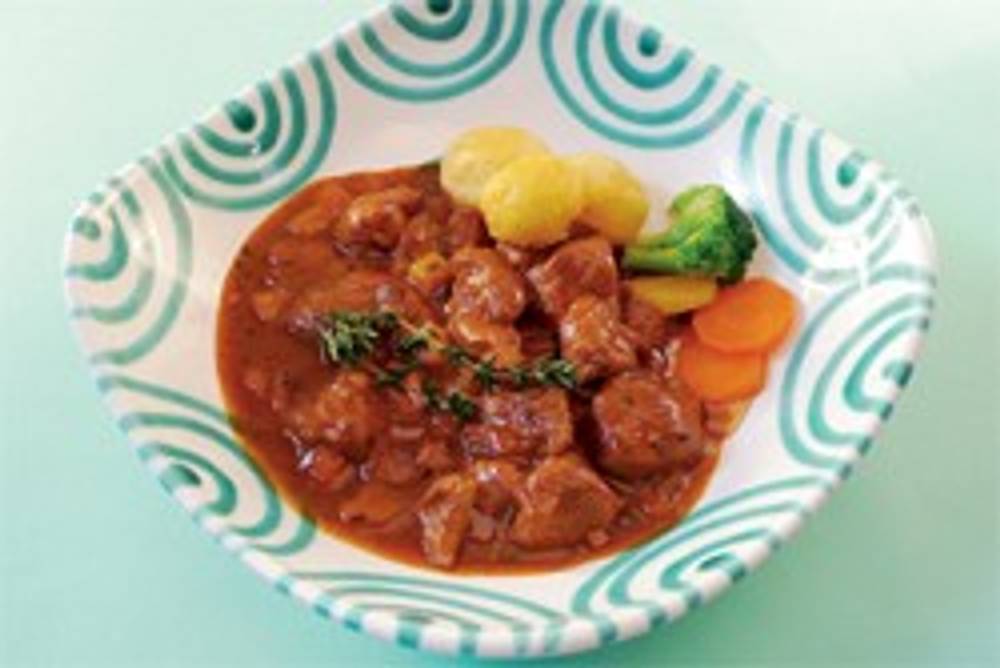 Gedünstetes Fleisch Gedünstetes Fleisch