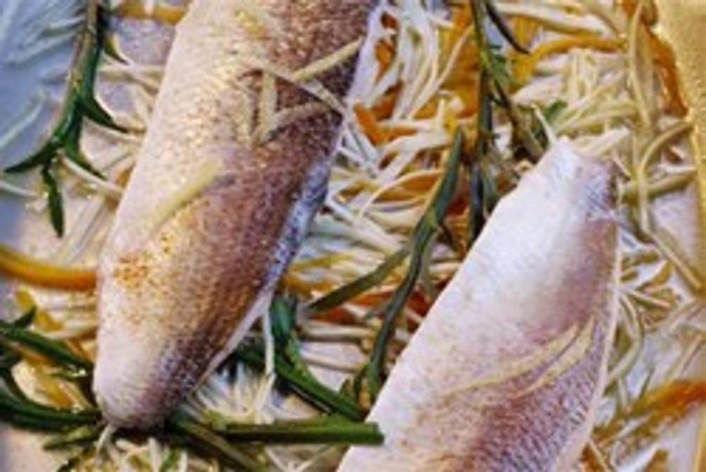 Gedünsteter Fisch Gedünsteter Fisch