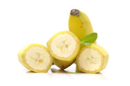 Bananen gerade schneiden Bananen gerade schneiden