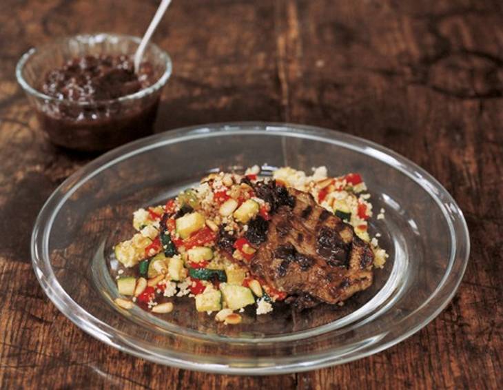Glasierte marokkanische Lammsteaks mit Couscous Glasierte marokkanische Lammsteaks mit Couscous