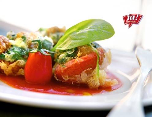 Paradeiser mit Spinat-Briochefülle auf pikantem Paradeisercoulis Rezept ...