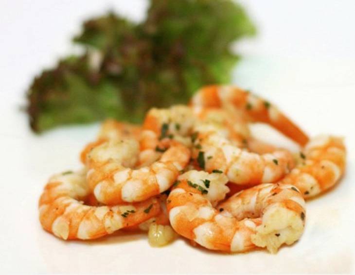 Shrimps mit Knoblauch und Weißwein Shrimps mit Knoblauch und Weißwein