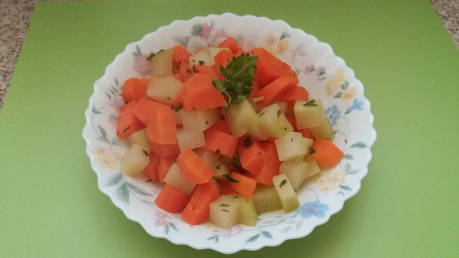 Karotten-Kohlrabi Gemüse