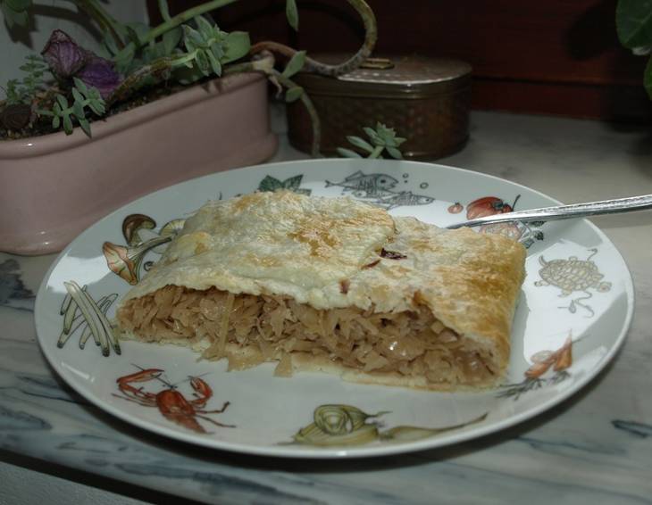 Krautstrudel mit Geselchtem