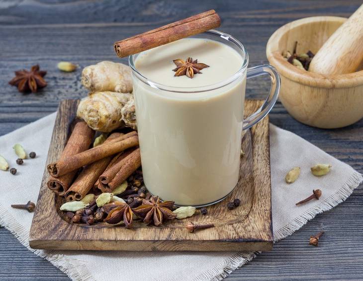 Selbstgemachter Chai Latte Selbstgemachter Chai Latte