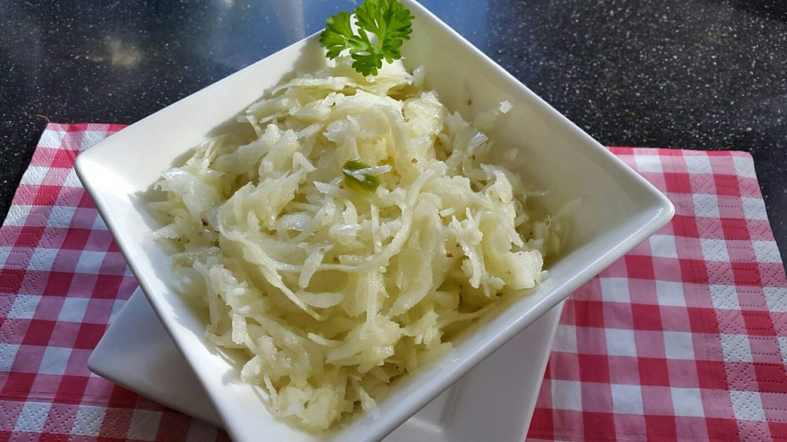 Griechischer Krautsalat