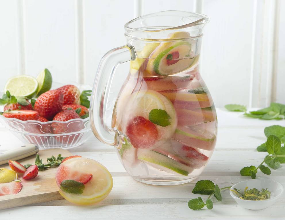 Erdbeer-Zitrus-Eiswürfel Erdbeer-Zitrus-Eiswürfel