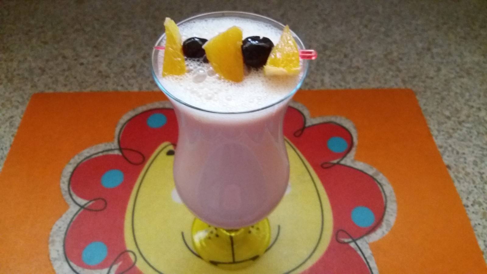Orangen-Buttermilch-Shake Rezept - ichkoche.de