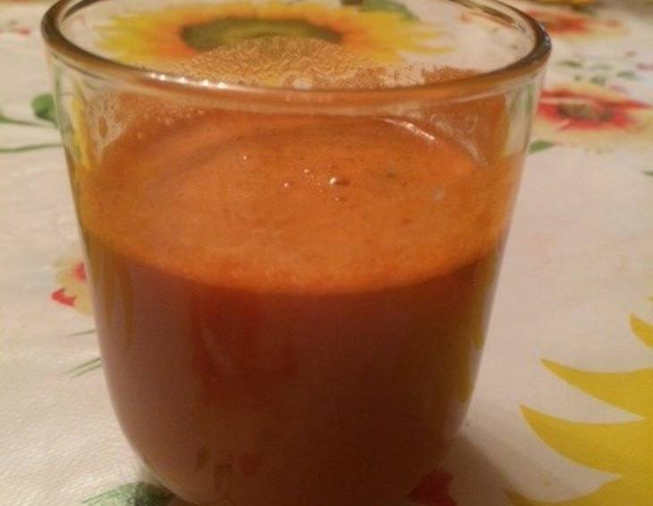 Karotten-Apfel-Saft Karotten-Apfel-Saft