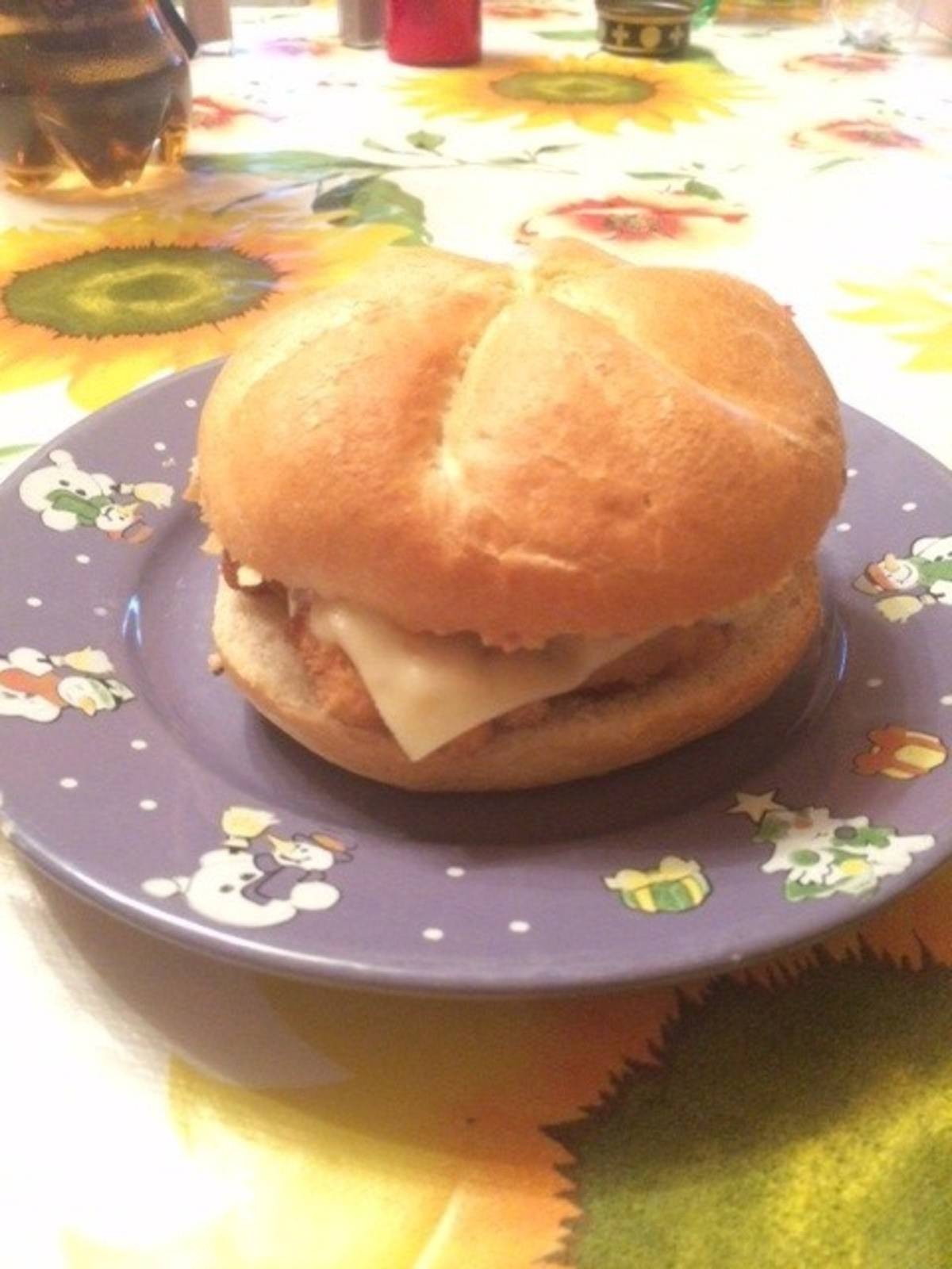 Surschnitzel Semmel