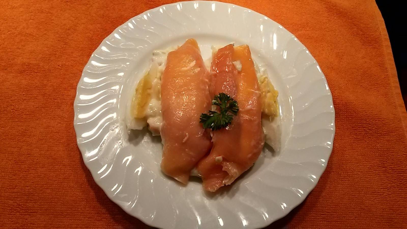 Lachsröllchen Rezept - ichkoche.ch Lachsröllchen Rezept - ichkoche.ch