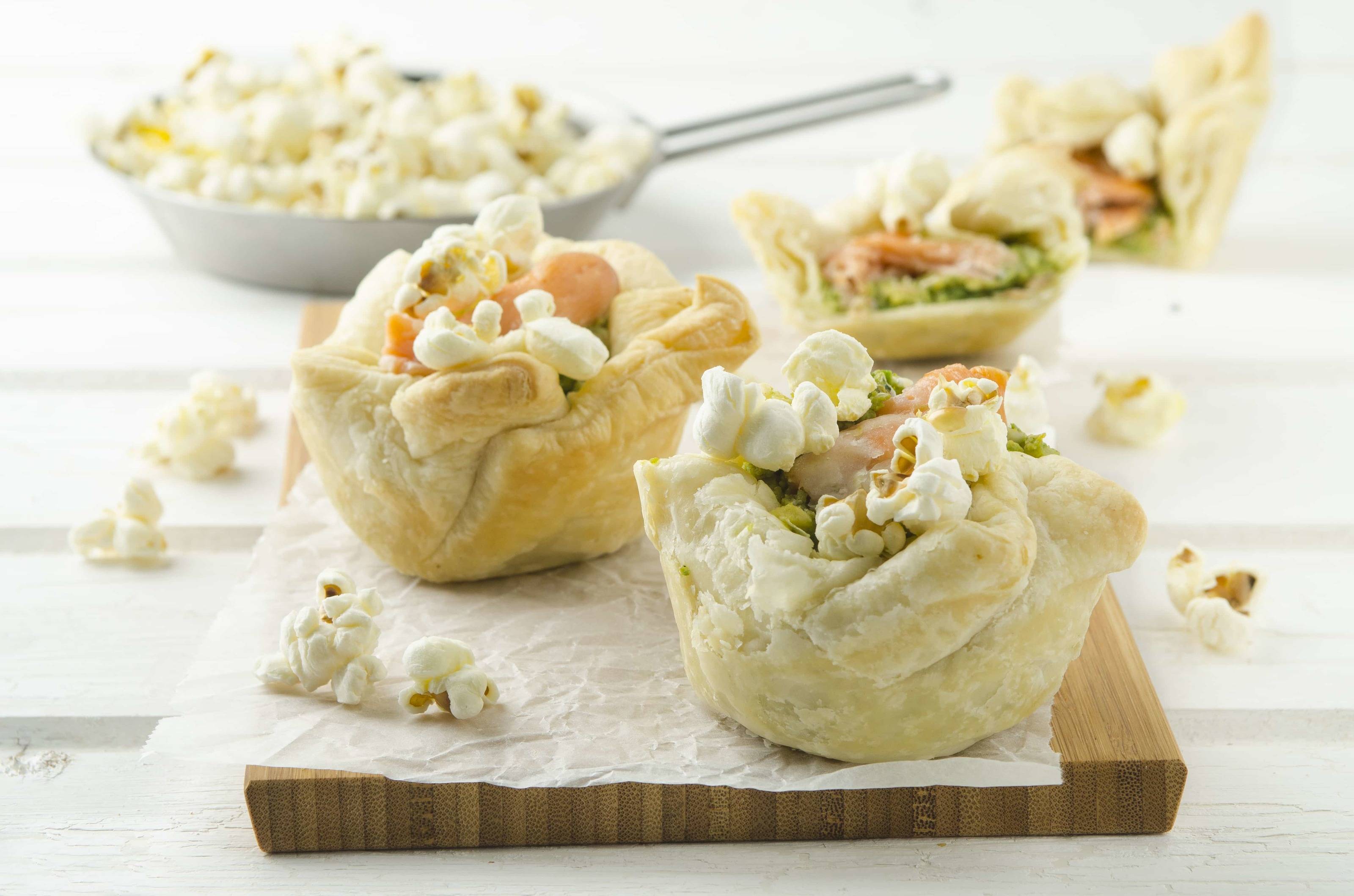 Blätterteigmuffins mit Lachs und Guacamole