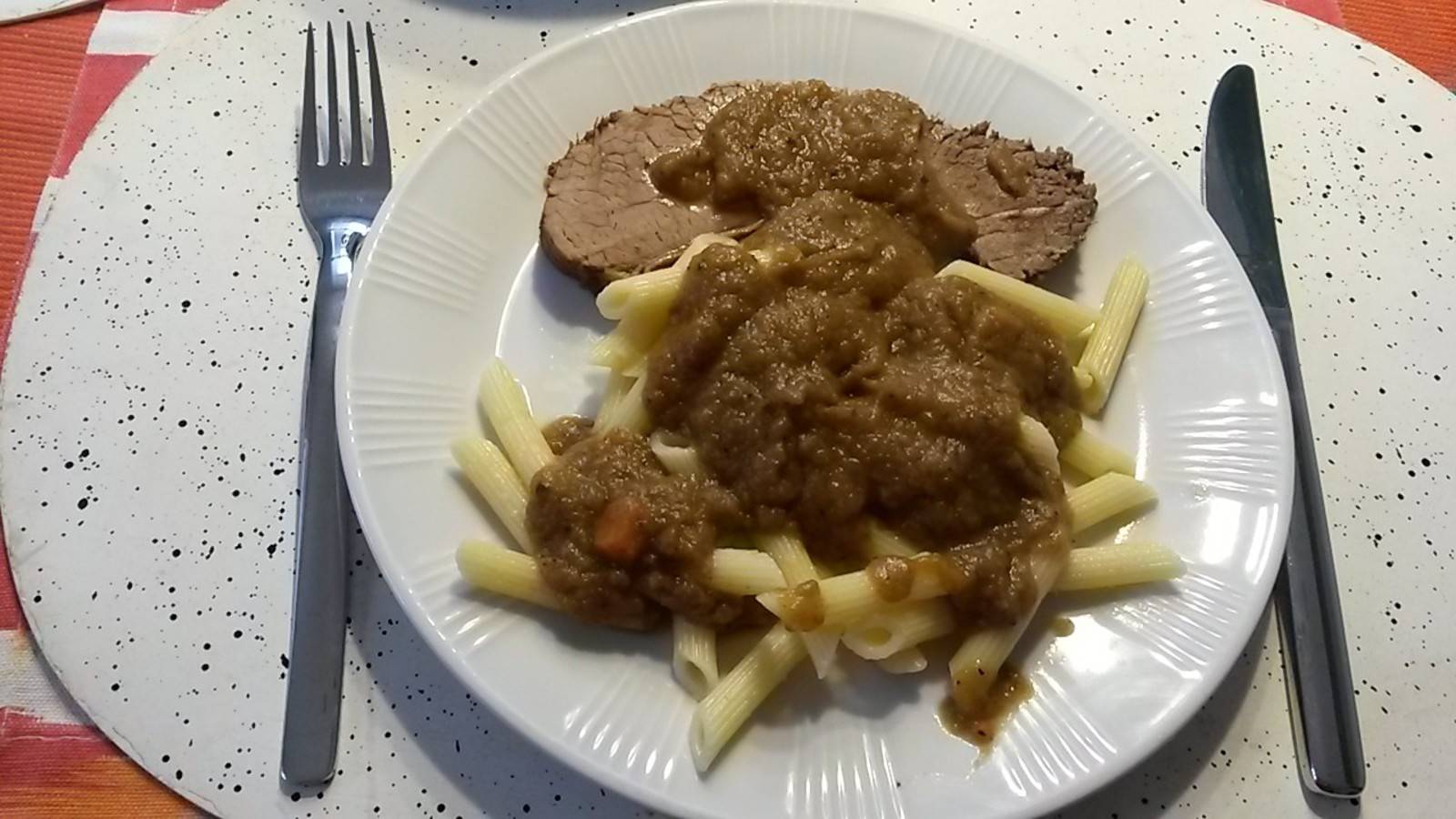 Rinderschmorbraten mit Suppengrün