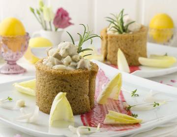 Hühnerragout im Brotteig Hühnerragout im Brotteig