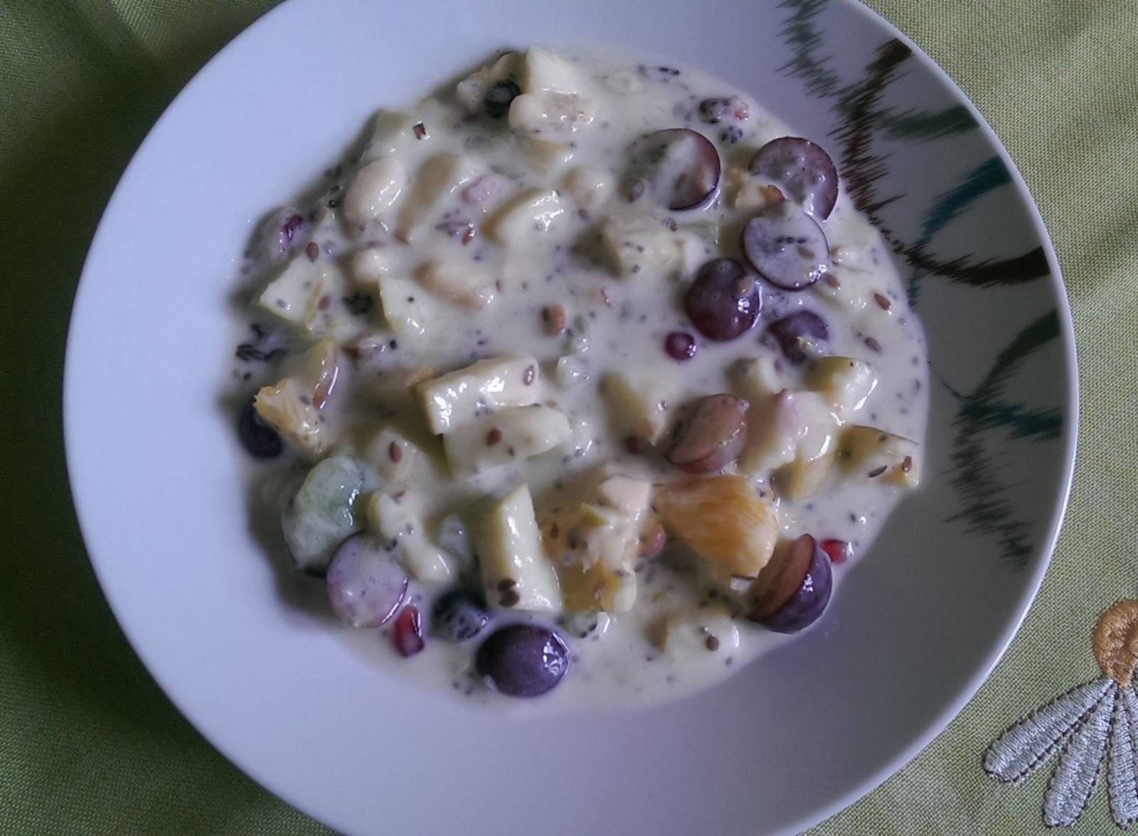 Obstsalat mit Joghurt