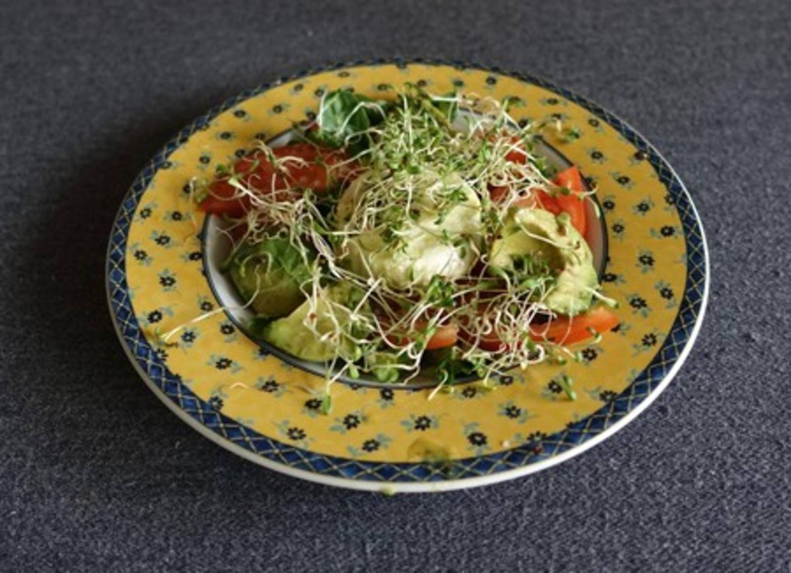 Misosuppe mit Gemüse und Wakamealgen Rezept - ichkoche.at Misosuppe mit Gemüse und Wakamealgen Rezept - ichkoche.at