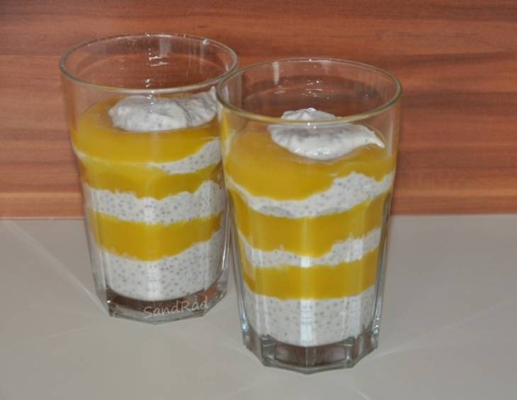 Chia Mango Joghurtdessert