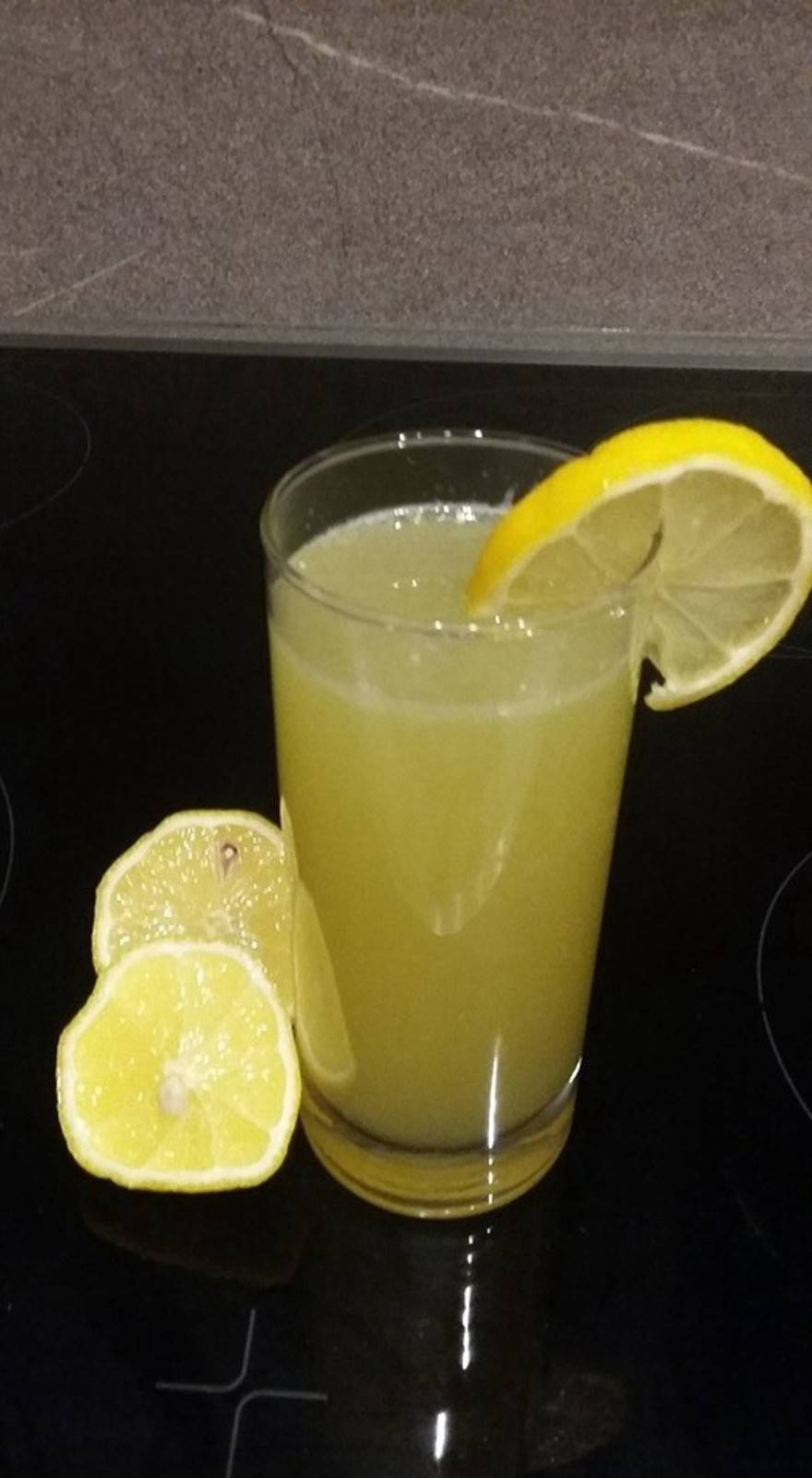 Zitronencocktail